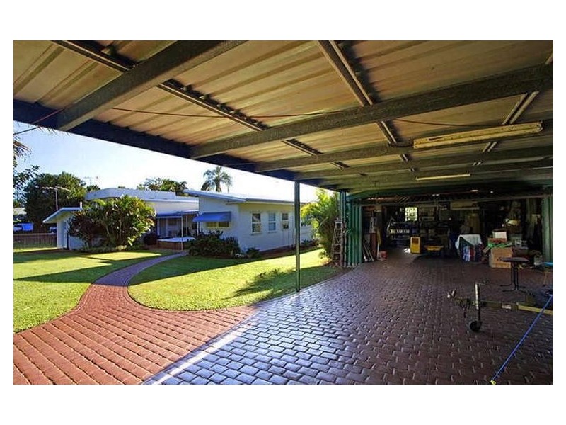 163 Esplanade, Redland Bay QLD 4165