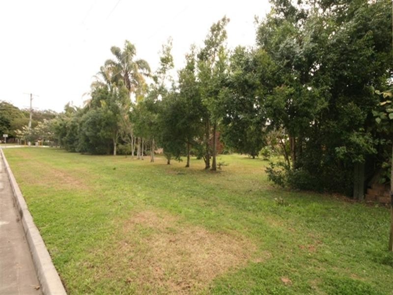 182 Main Street, Redland Bay QLD 4165