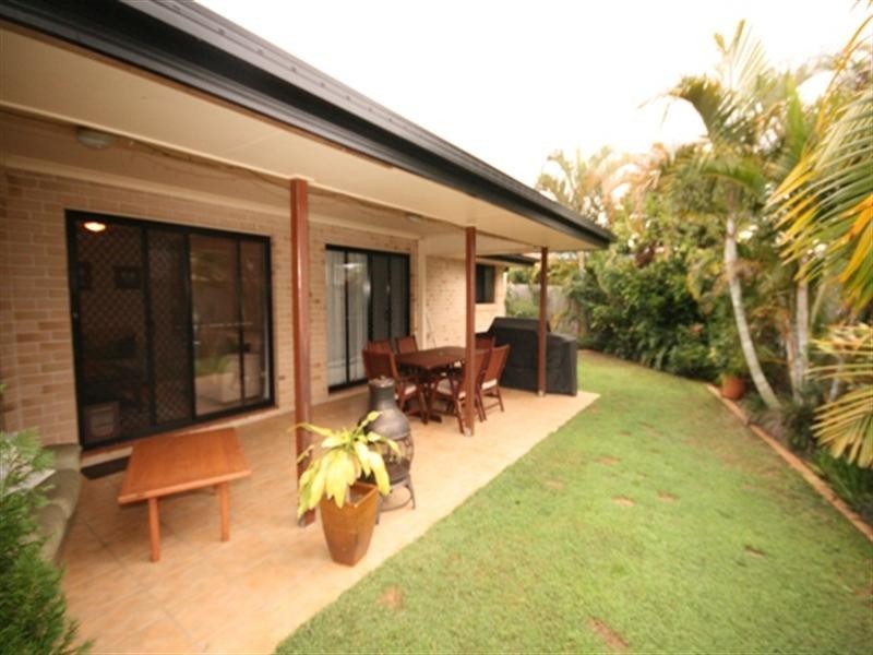 3 Potts Place, Redland Bay QLD 4165