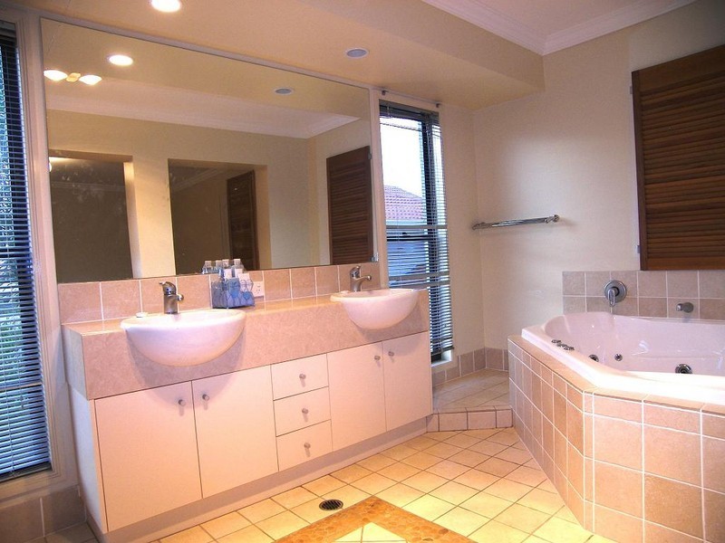 20 The Rampart, Redland Bay QLD 4165
