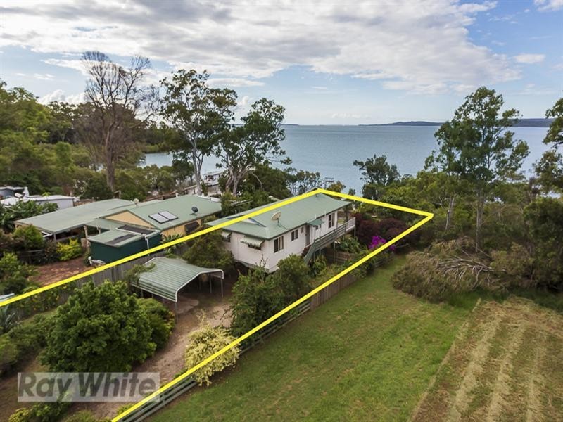 9 Lovell Parade, Lamb Island QLD 4184
