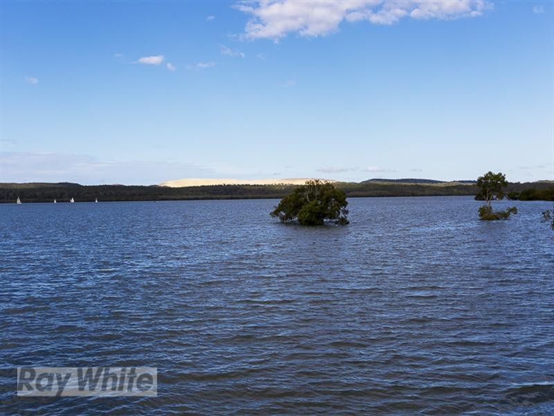 9 Lovell Parade, Lamb Island QLD 4184