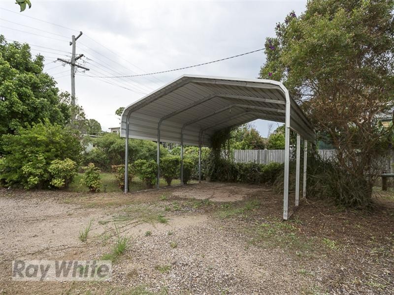 9 Lovell Parade, Lamb Island QLD 4184