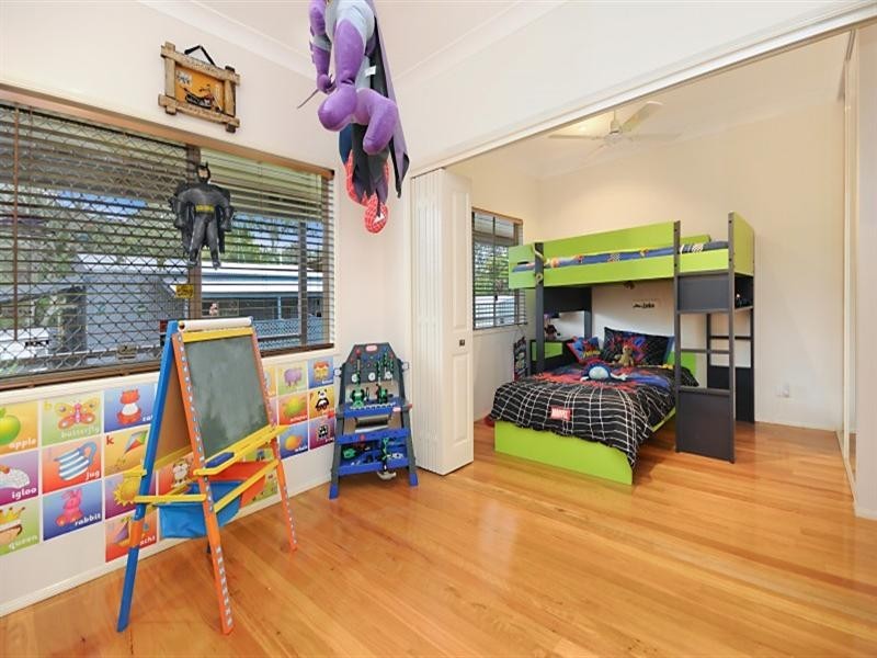 145 Mill Street, Redland Bay QLD 4165