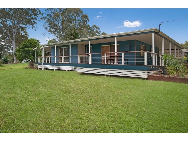 35 Tina Avenue, Lamb Island QLD 4184