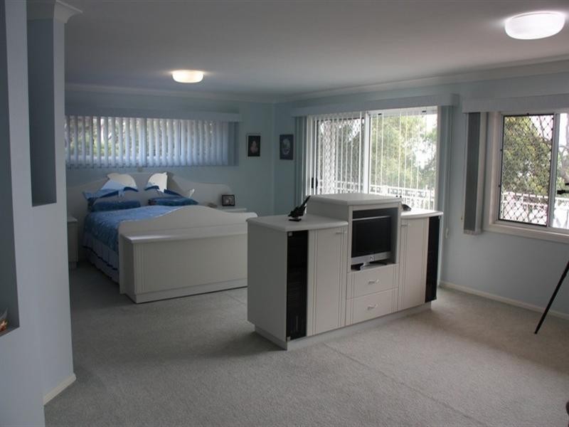 115 Beelong Street, Macleay Island QLD 4184