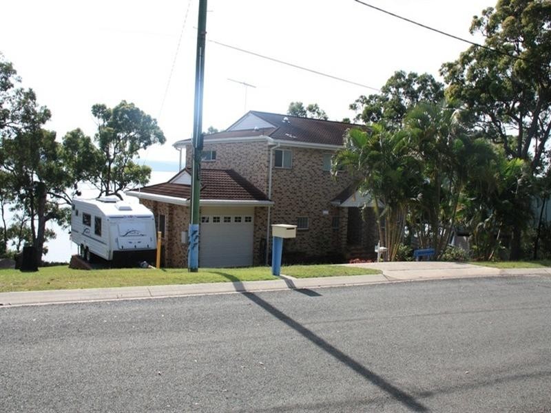 115 Beelong Street, Macleay Island QLD 4184