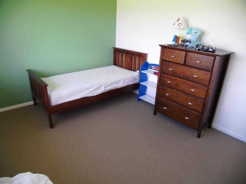 11 Highland Place, Redland Bay QLD 4165