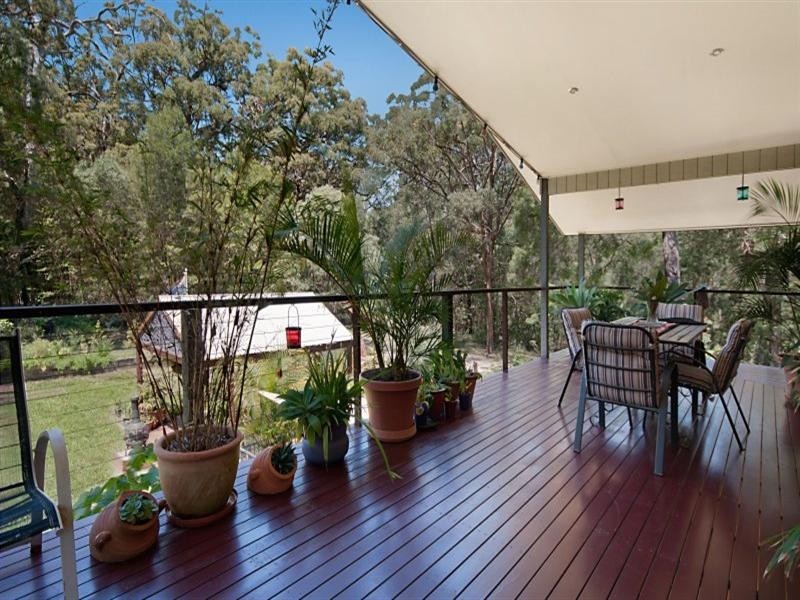 2 President Terrace, Macleay Island QLD 4184