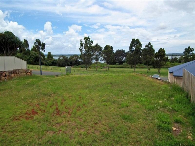 58 Penzance Drive, Redland Bay QLD 4165