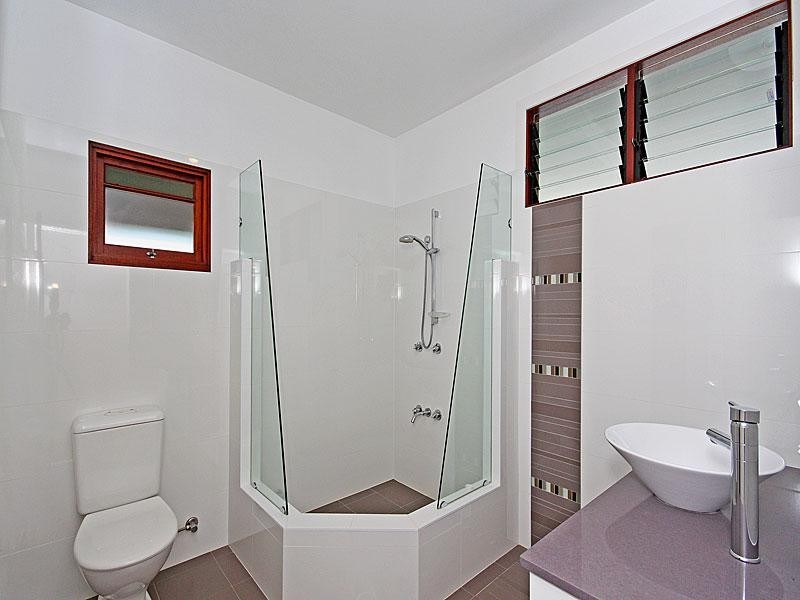 27 Peel Street, Redland Bay QLD 4165