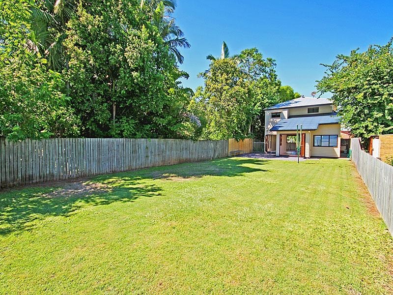 27 Peel Street, Redland Bay QLD 4165