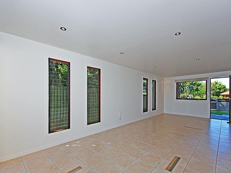 27 Peel Street, Redland Bay QLD 4165