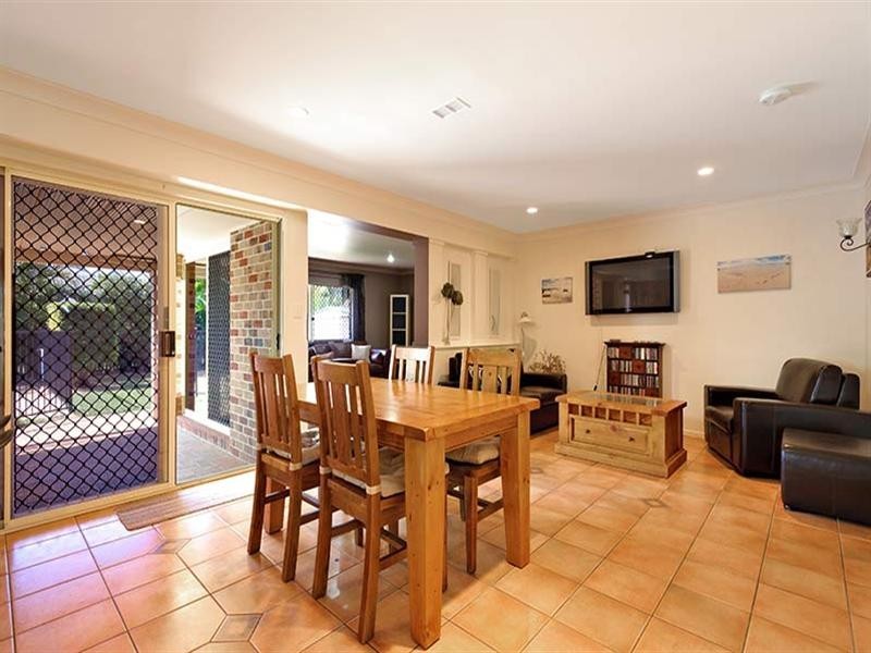 19 Bangalow Street, Victoria Point QLD 4165