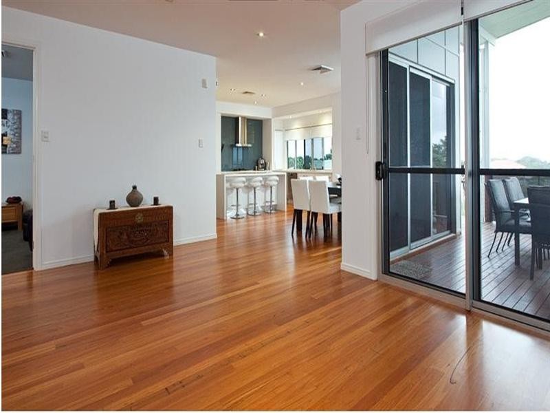 99 Habitat Drive, Redland Bay QLD 4165