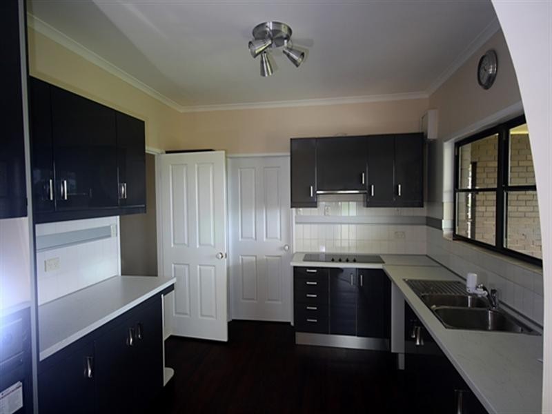 207 Rocky Passage Road, Redland Bay QLD 4165