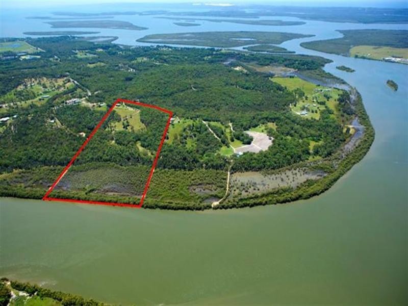 207 Rocky Passage Road, Redland Bay QLD 4165