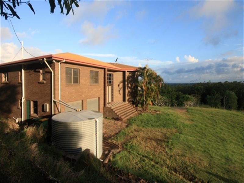 207 Rocky Passage Road, Redland Bay QLD 4165