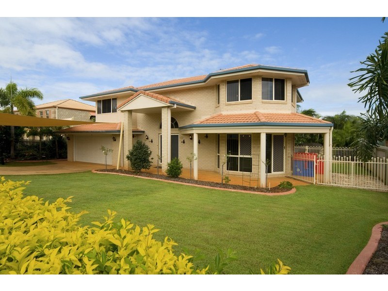4 Bartlett Terrace, Redland Bay QLD 4165