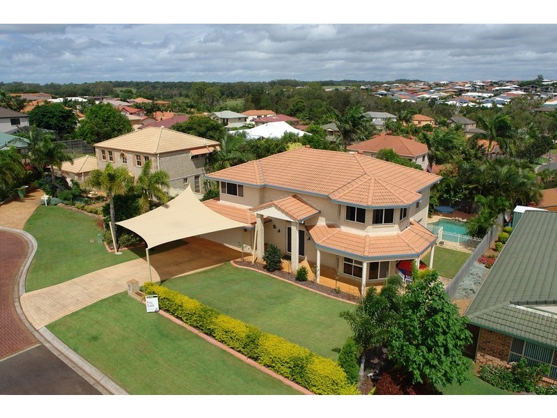 4 Bartlett Terrace, Redland Bay QLD 4165