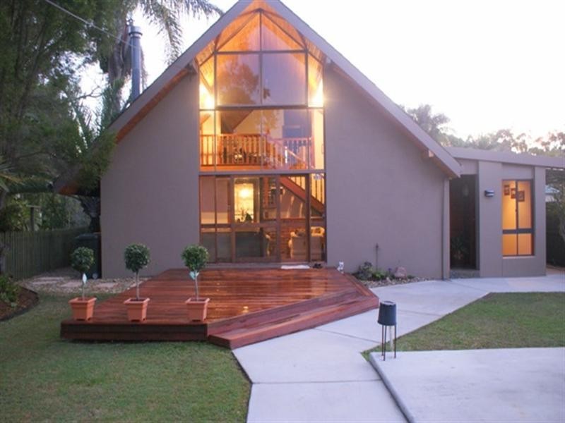 221 Main Street, Redland Bay QLD 4165