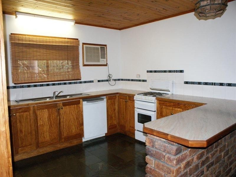 221 Main Street, Redland Bay QLD 4165
