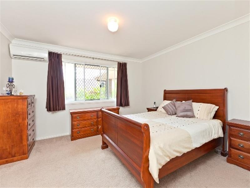 29 Emperor Drive, Redland Bay QLD 4165