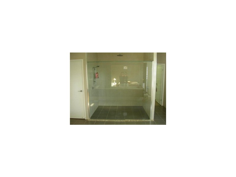 60 Denham Boulevard, Redland Bay QLD 4165