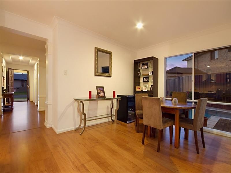 31 Kimbolton Drive, Redland Bay QLD 4165