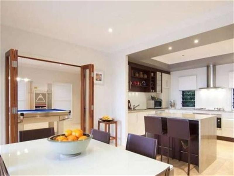 60 Penzance Drive, Redland Bay QLD 4165