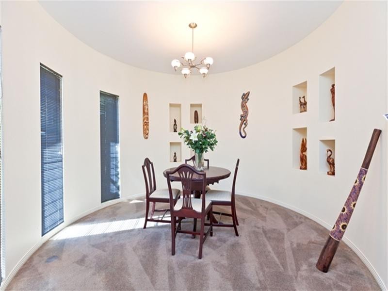 12 Butler Place, Redland Bay QLD 4165