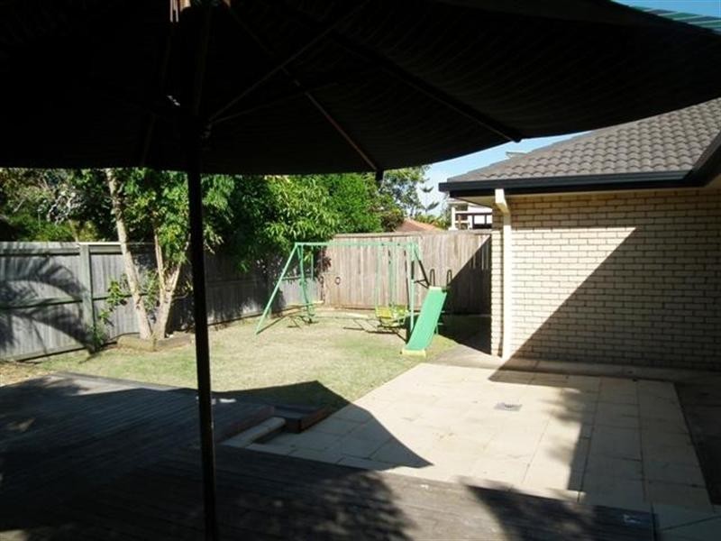 5 Kimbolton Drive, Redland Bay QLD 4165