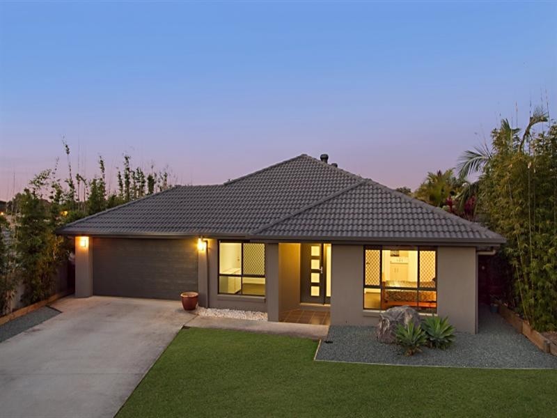 6 Cobby Court, Redland Bay QLD 4165