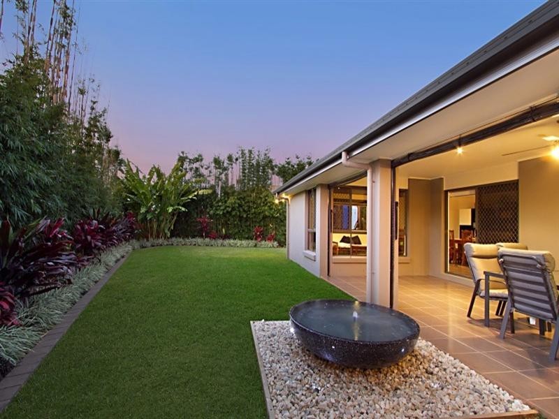 6 Cobby Court, Redland Bay QLD 4165