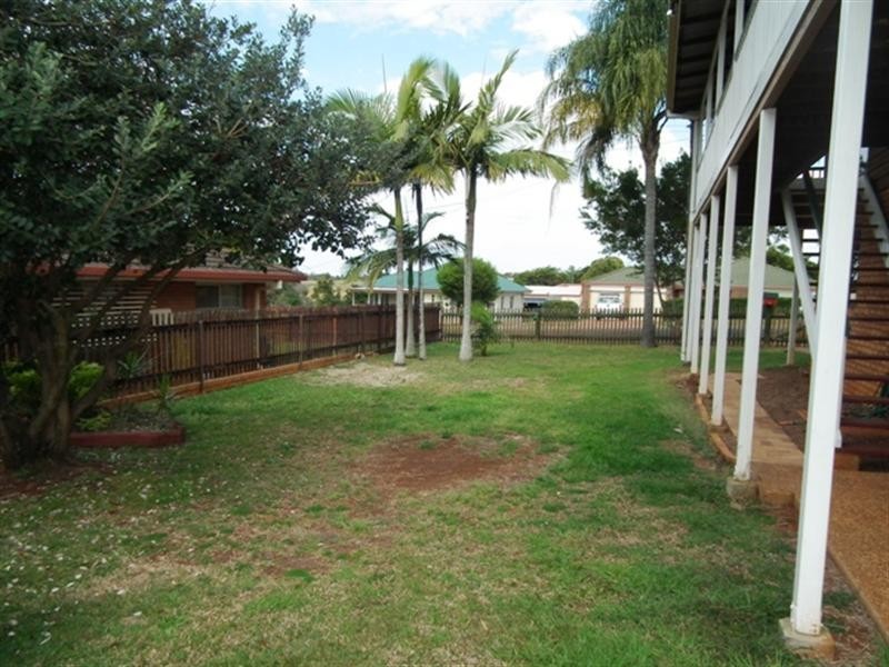 33 Pitt Street, Redland Bay QLD 4165