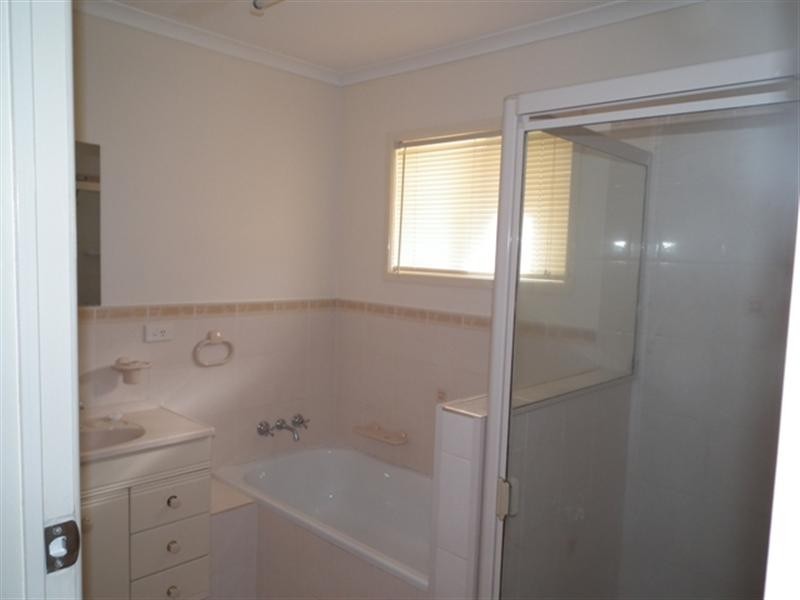 5 Rusbrook Street, Redland Bay QLD 4165