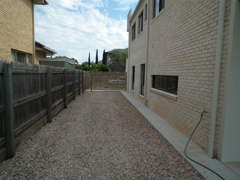 4 Penzance Drive, Redland Bay QLD 4165