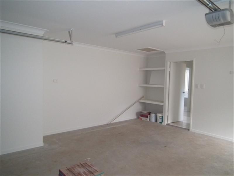 27A Pine Terrace, Redland Bay QLD 4165