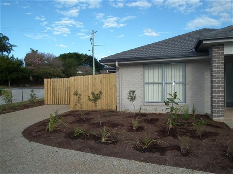 27A Pine Terrace, Redland Bay QLD 4165