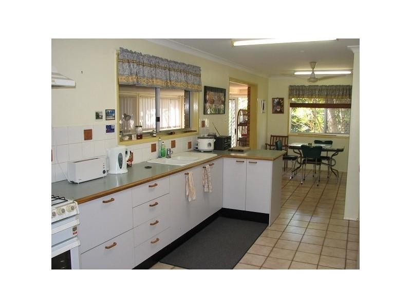 22 Vera Street, Redland Bay QLD 4165