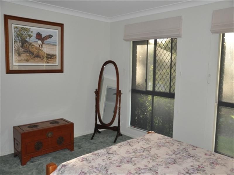 2 Banksia Street, Redland Bay QLD 4165