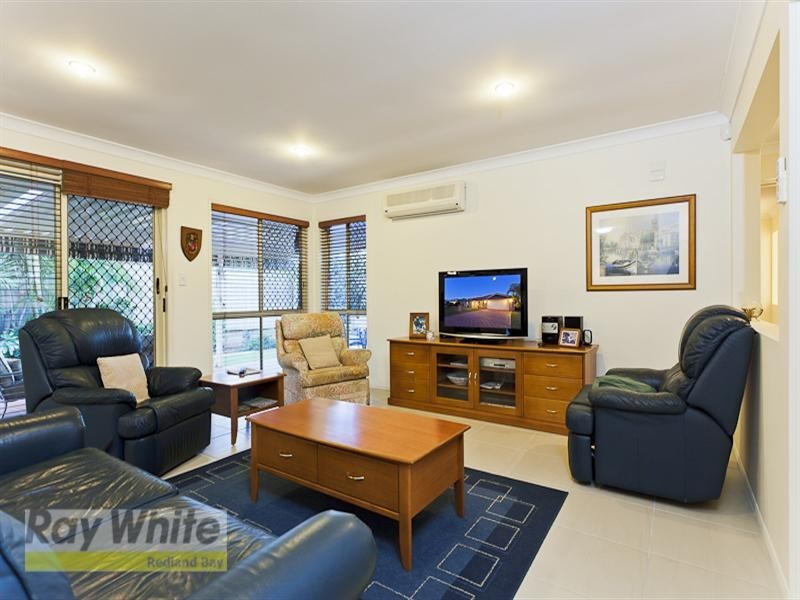 13 Attenborough Circuit, Redland Bay QLD 4165