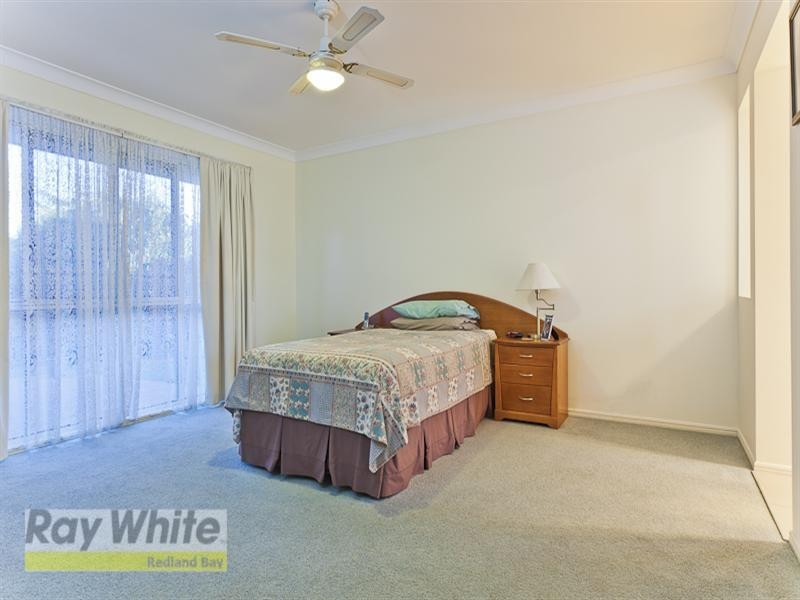 13 Attenborough Circuit, Redland Bay QLD 4165