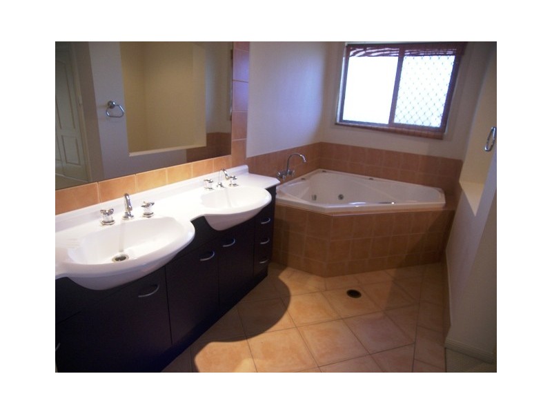 Redland Bay QLD 4165