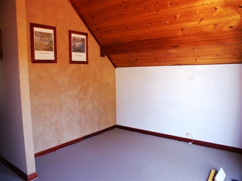 221 Main Street, Redland Bay QLD 4165