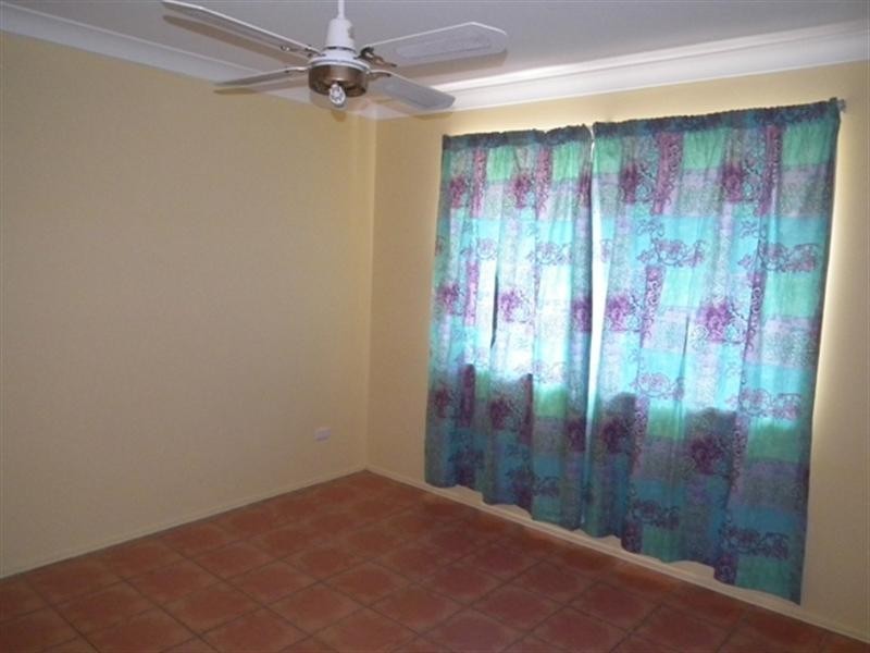 131 Cane Street, Redland Bay QLD 4165