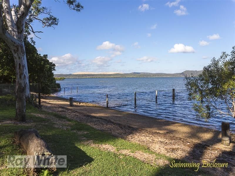 12 Pine Avenue, Lamb Island QLD 4184