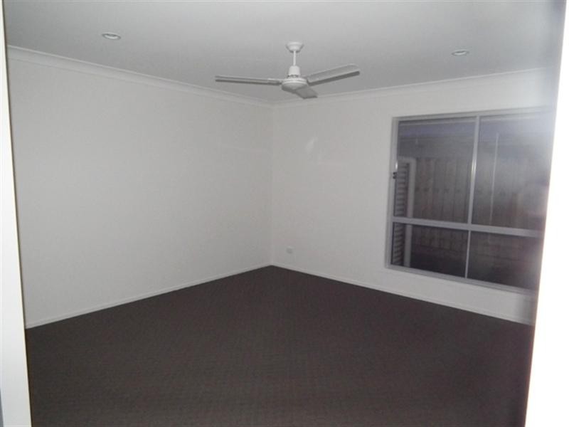 12 Bunja Pine Place, Mount Cotton QLD 4165