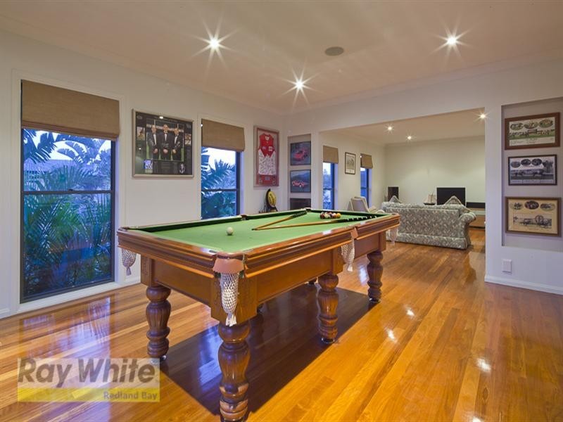 8 St Ives Court, Redland Bay QLD 4165