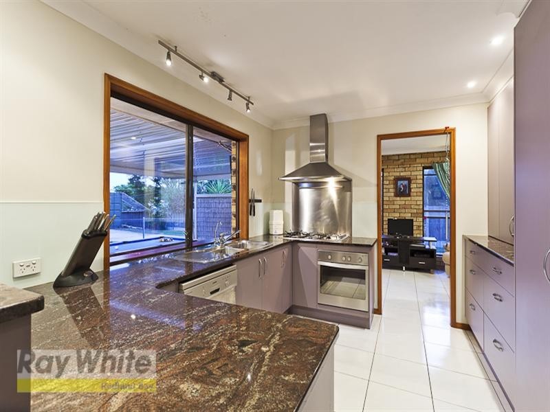 50 Whitehall Avenue, Birkdale QLD 4159